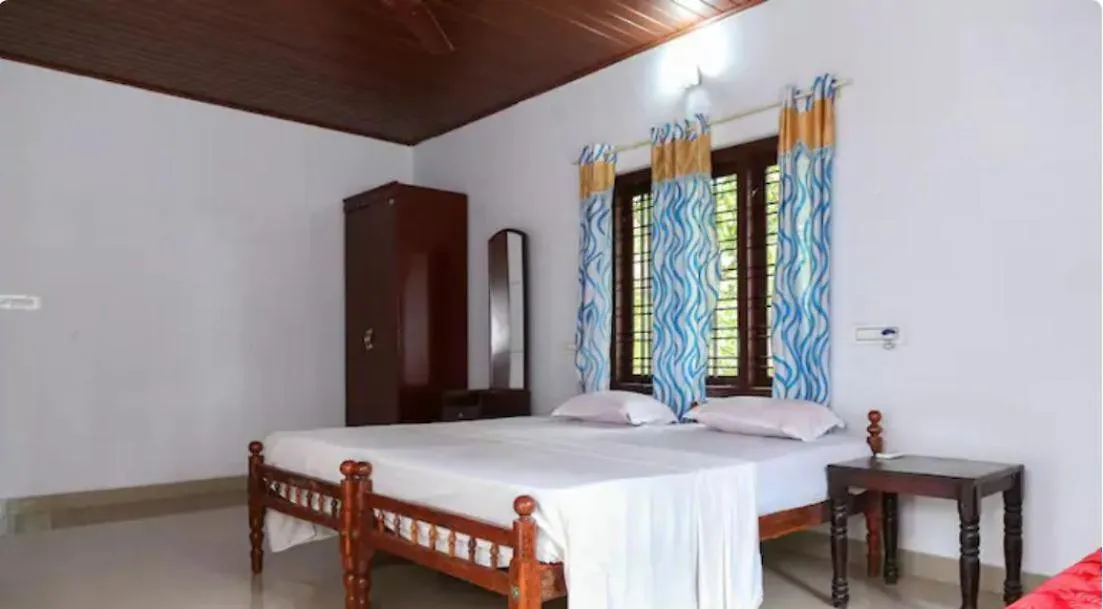 Alappuzha Lovedale Lakeside Homestay הודו