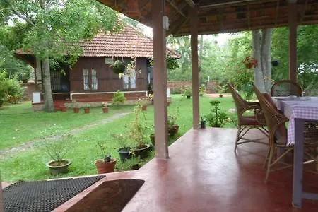 Lovedale Lakeside Homestay Alappuzha