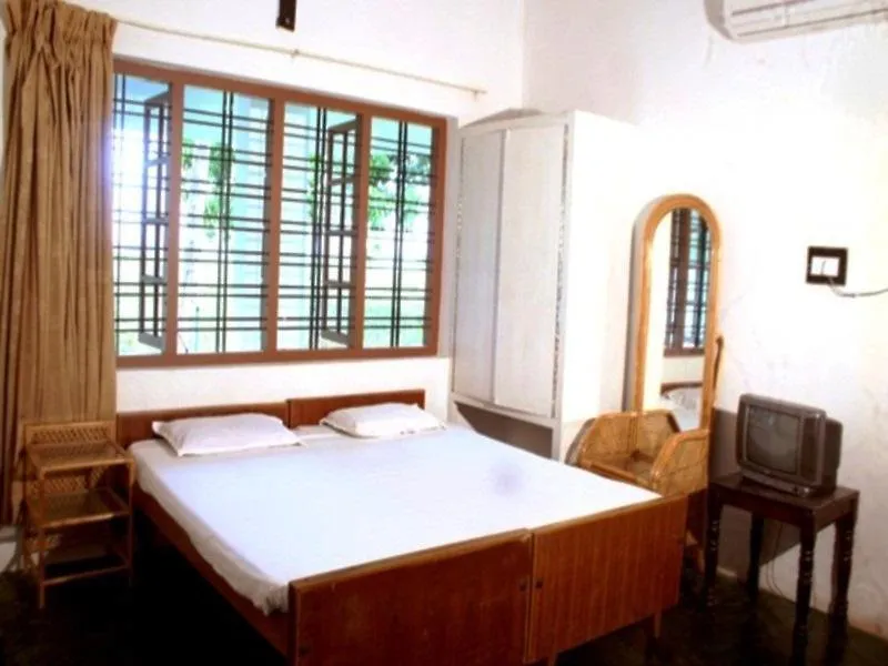 Alappuzha Lovedale Lakeside Homestay