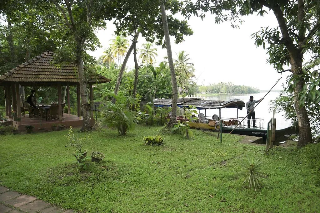 Alappuzha Lovedale Lakeside Homestay