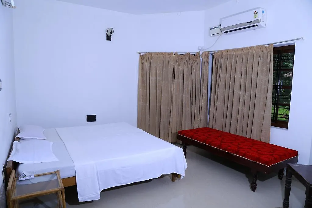 Lovedale Lakeside Homestay Alappuzha