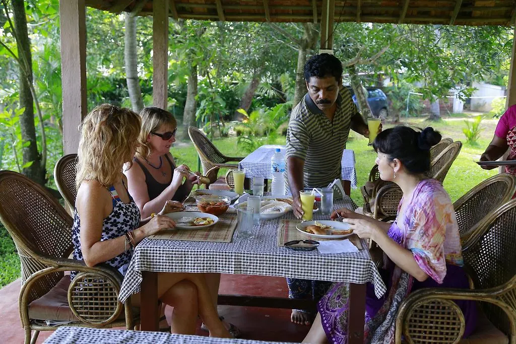 Lovedale Lakeside Homestay Alappuzha 0*,  India